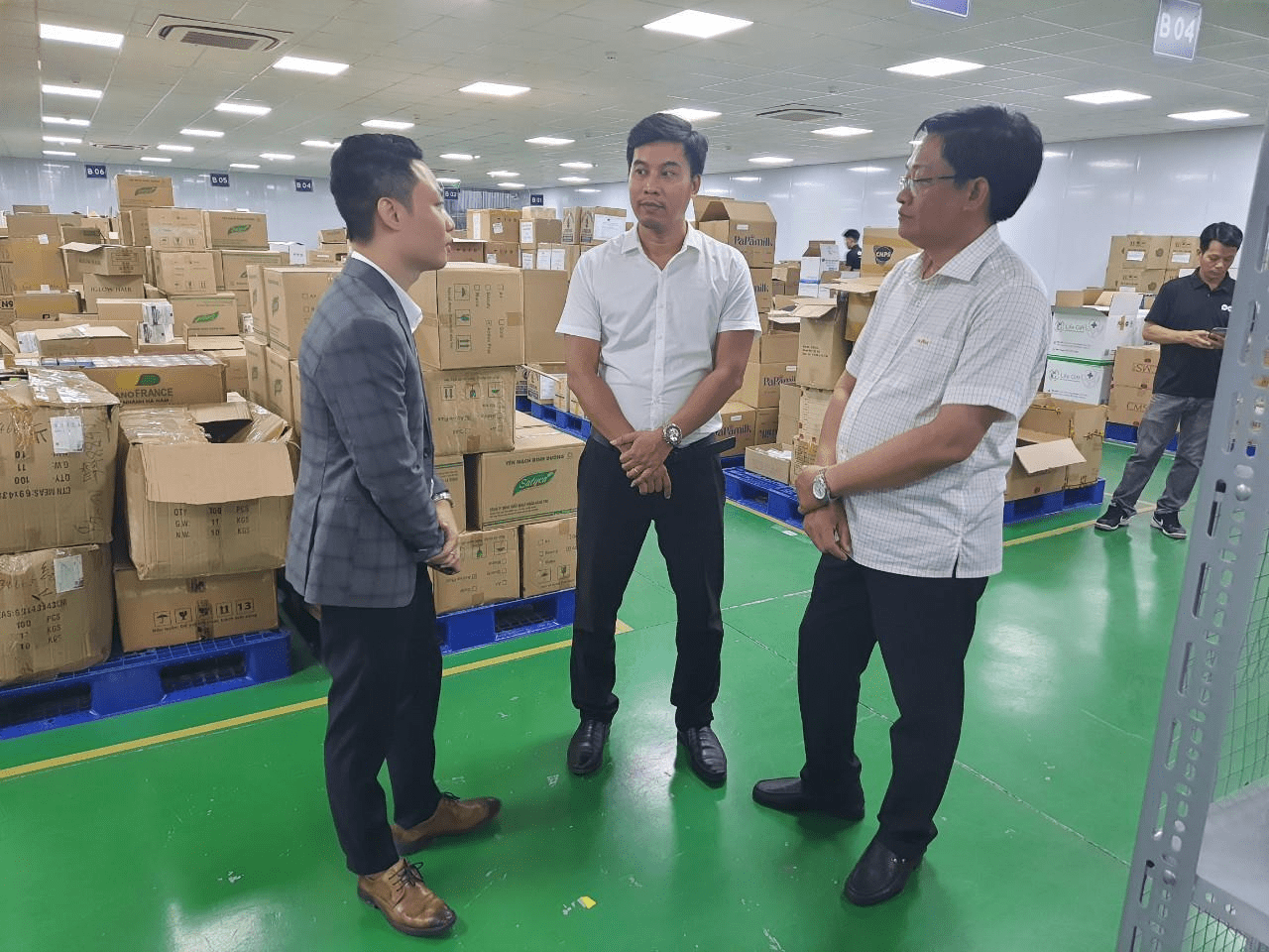 Doanh nghiep thac mac ve cach dua san pham len nen tang Droppii - Tổng Kho MLM | Amway | Herbalife | Unicity | Droppii Biz